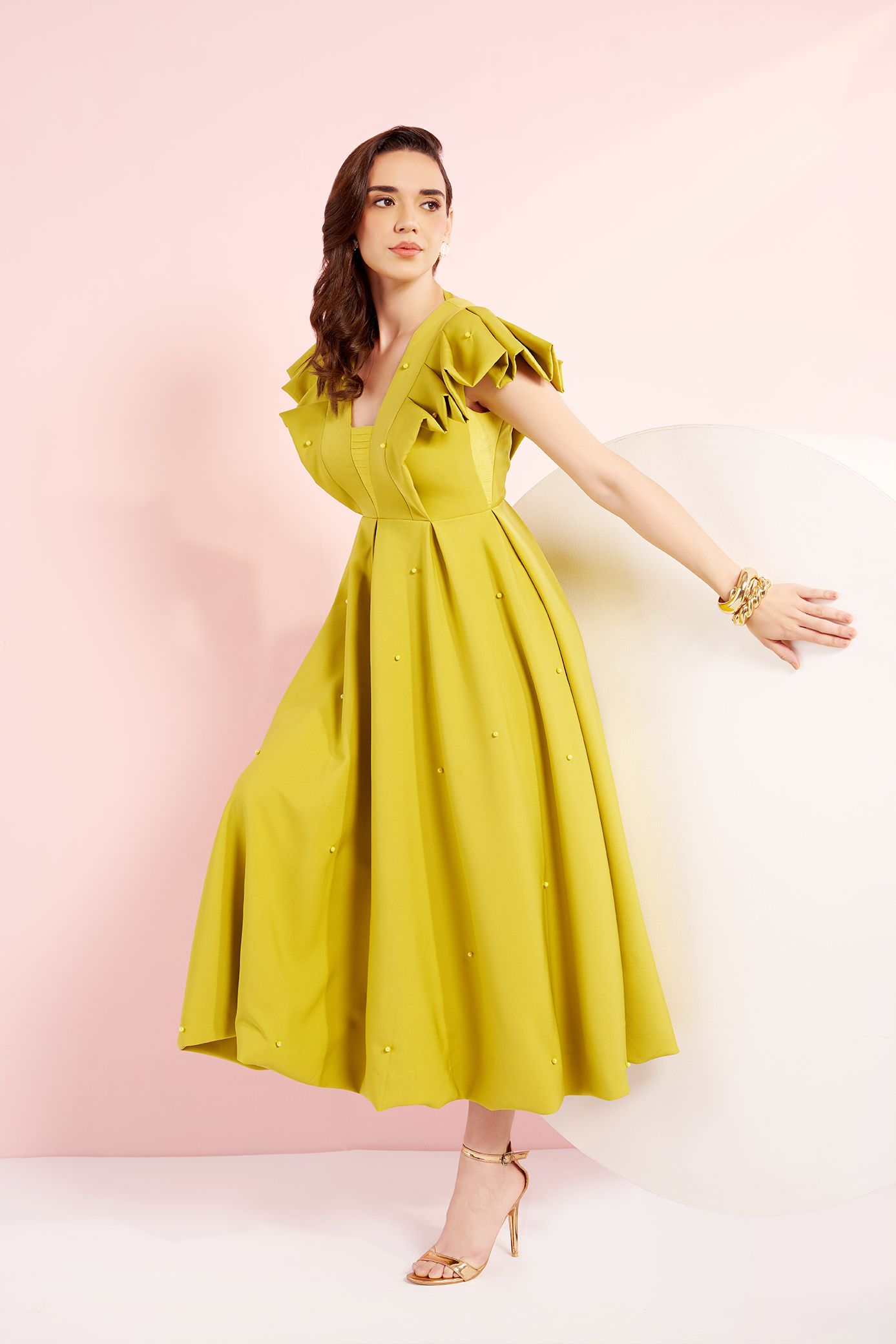 Mary - Pleated Sleeves Balloon Dress